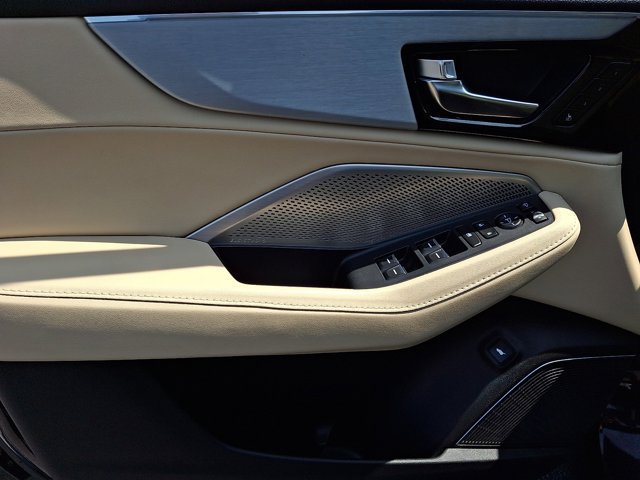 Used 2023 Acura MDX w/ Technology Package AWD/4WD image 18