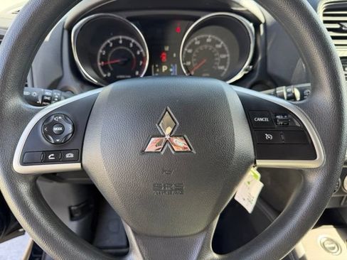 Used 2025 Mitsubishi Outlander Sport AWD image 13