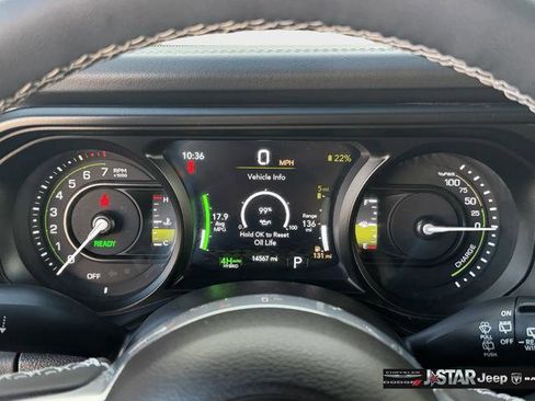 Used 2025 Jeep Wrangler Unlimited Sahara image 20