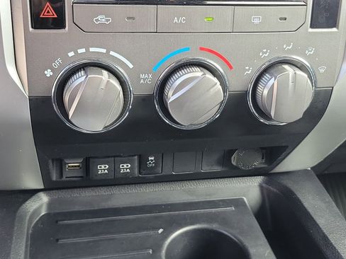 Used 2021 Toyota Tundra SR5 w/ SR5 Upgrade Package RWD image 29