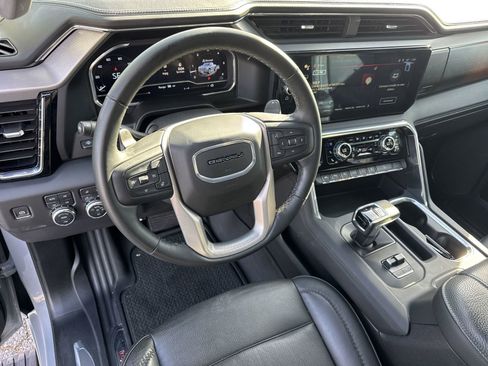 Used 2025 GMC Sierra 1500 Denali w/ Denali Reserve Package image 18