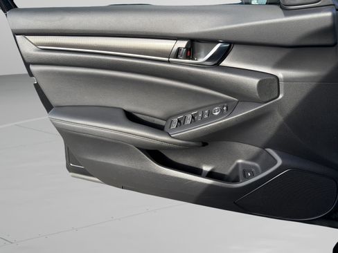 Used 2021 Honda Accord Sport image 28