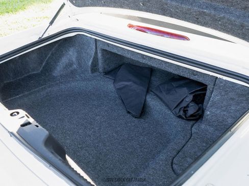 Used 2002 Ford Thunderbird Deluxe image 44