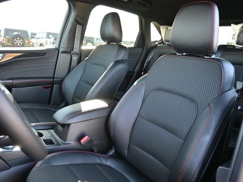 New 2026 Ford Escape ST-Line w/ Tech Pack #1 image 30