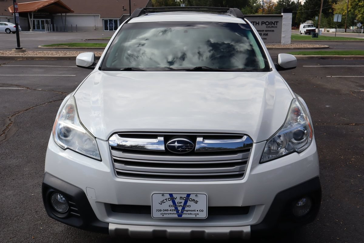Used 2014 Subaru Outback 2.5i Limited w/ Moonroof Package AWD/4WD image 12