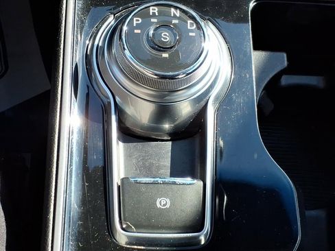 Certified 2019 Ford Edge SEL w/ Equipment Group 201A image 18