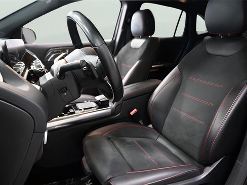 Used 2022 Mercedes-Benz GLA 250 4MATIC image 12