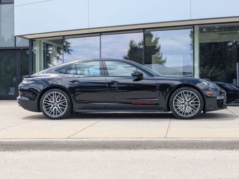 Certified 2022 Porsche Panamera Turbo S AWD/4WD image 8