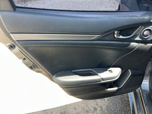 Used 2019 Honda Civic Sport Touring image 27