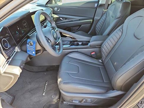 New 2026 Hyundai Elantra Limited image 4