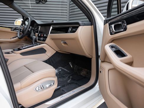 New 2026 Porsche Macan S AWD/4WD image 33