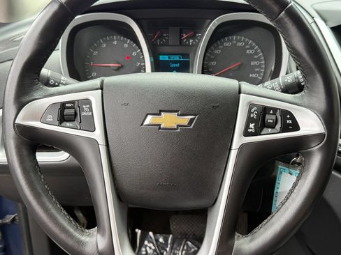 Used 2017 Chevrolet Equinox LT w/ Convenience Package AWD/4WD image 11