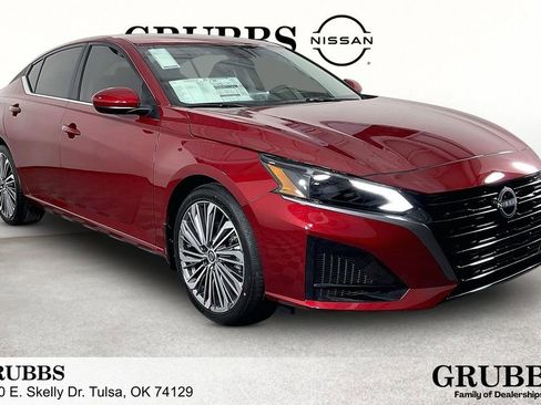 New 2026 Nissan Altima 2.5 SV w/ SV Premium Package FWD image 1
