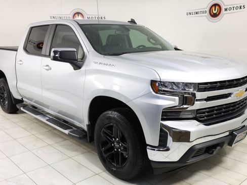 Used 2019 Chevrolet Silverado 1500 LT AWD/4WD image 34