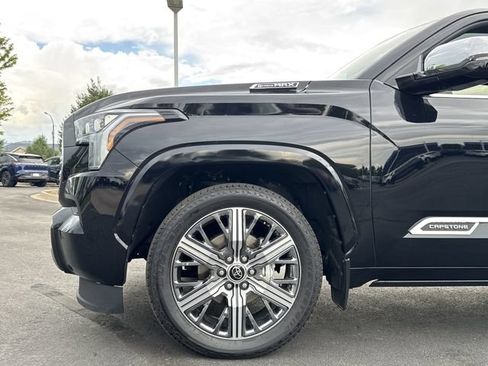 Used 2024 Toyota Sequoia Capstone AWD/4WD image 33