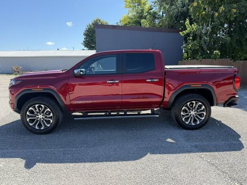 Used 2026 GMC Canyon Denali AWD/4WD image 2