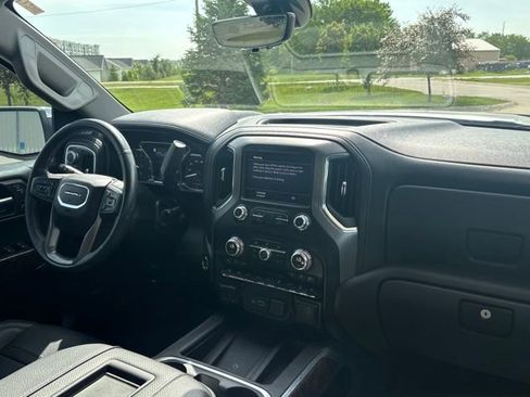 Used 2019 GMC Sierra 1500 Denali w/ Denali Ultimate Package AWD/4WD image 34