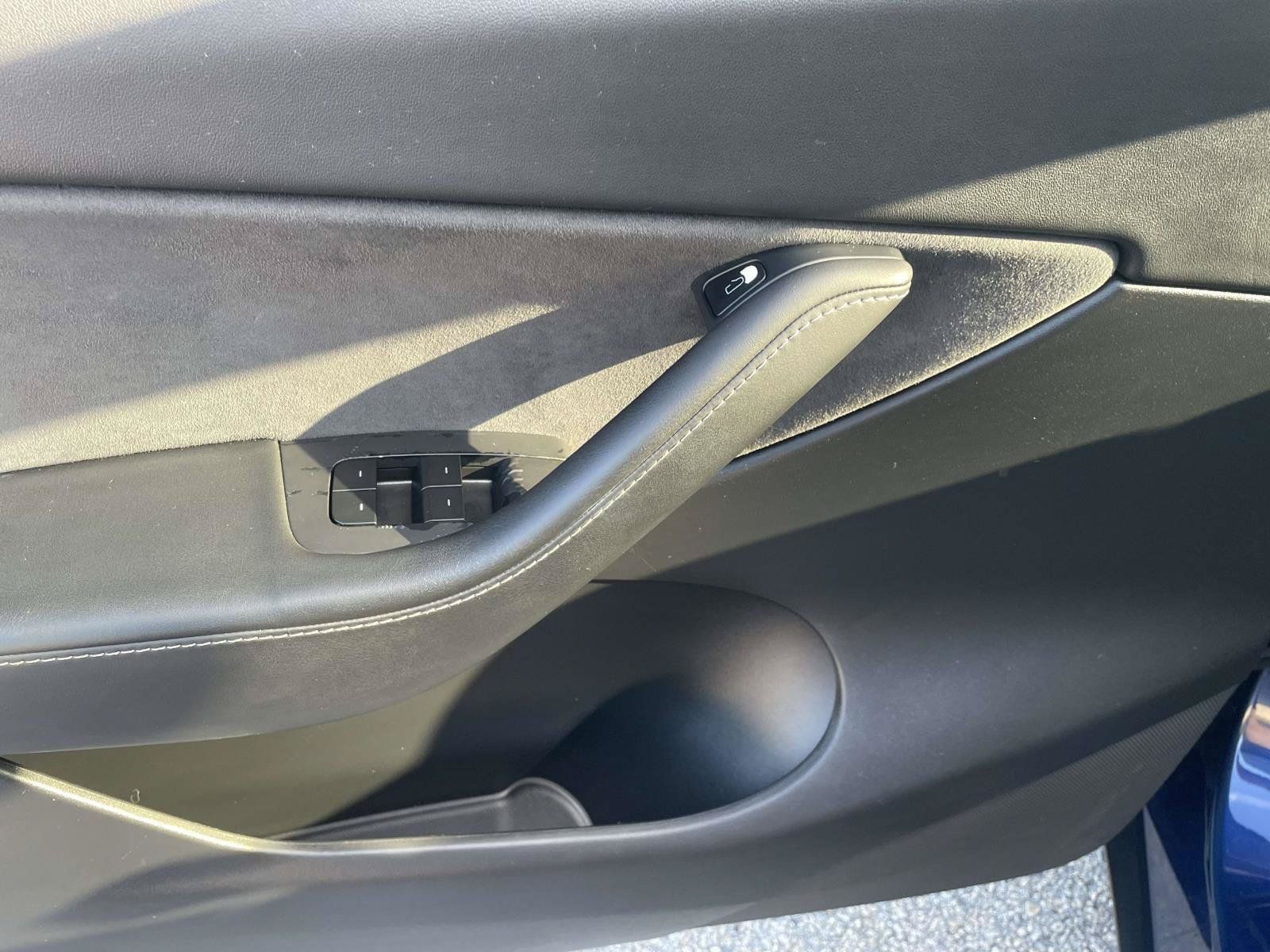 Used 2022 Tesla Model Y Performance AWD/4WD image 14