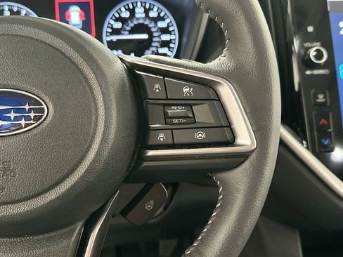 Used 2025 Subaru Ascent Limited AWD/4WD image 10