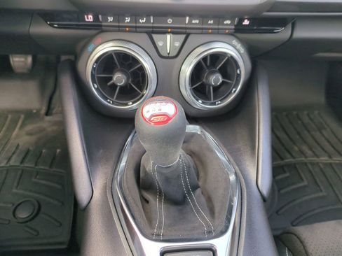 Certified 2021 Chevrolet Camaro SS RWD image 20