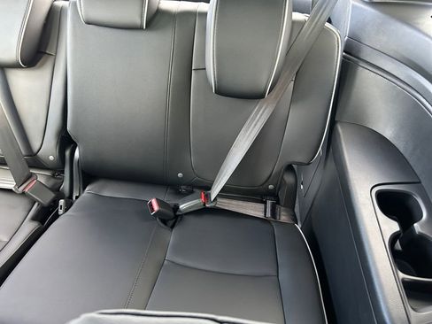 New 2026 Honda Odyssey Touring image 18