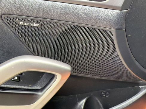 Used 2016 Hyundai Veloster Turbo FWD image 21