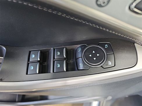 Used 2024 Ford Explorer Limited image 28