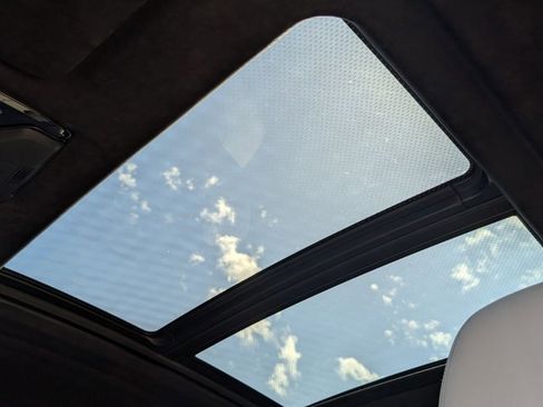 Certified 2024 BMW X6 xDrive40i w/ Executive Package AWD/4WD image 17