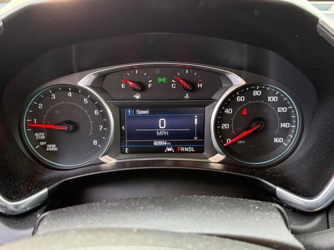 Used 2020 Chevrolet Equinox LT FWD image 20