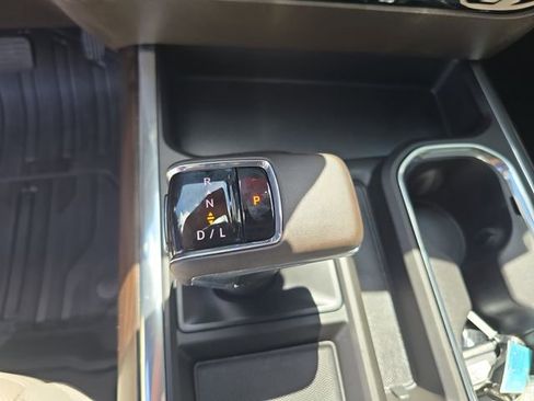 Certified 2023 GMC Sierra 1500 SLT w/ SLT Premium Package image 22