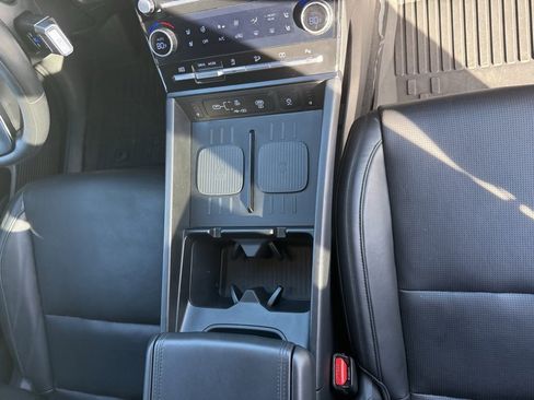 Used 2025 Hyundai Santa Fe Calligraphy image 45