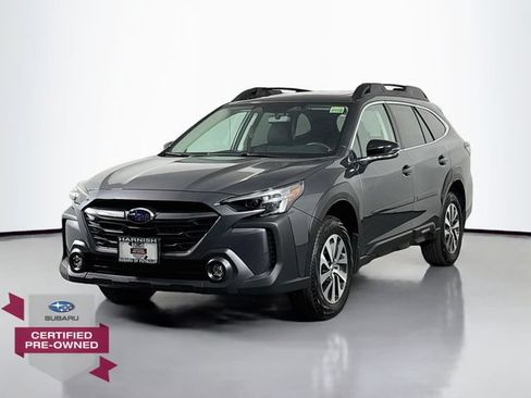 Used 2025 Subaru Outback Premium AWD/4WD image 3