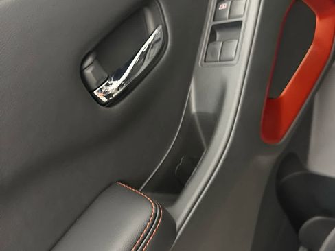 New 2025 Nissan Frontier PRO-4X image 15