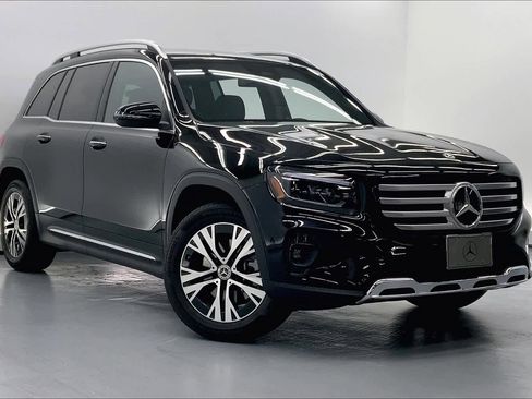 Certified 2024 Mercedes-Benz GLB 250 image 32