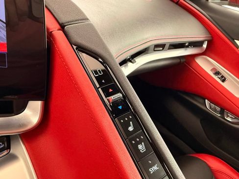 Used 2022 Chevrolet Corvette Stingray Preferred Cpe w/ Z51 Performance Package RWD image 47