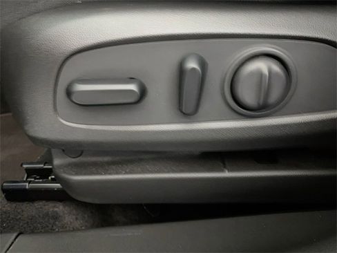 Used 2023 Buick Encore GX Select w/ Sport Touring Package image 25