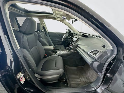 Used 2019 Subaru Forester Premium w/ All-Weather Package image 31