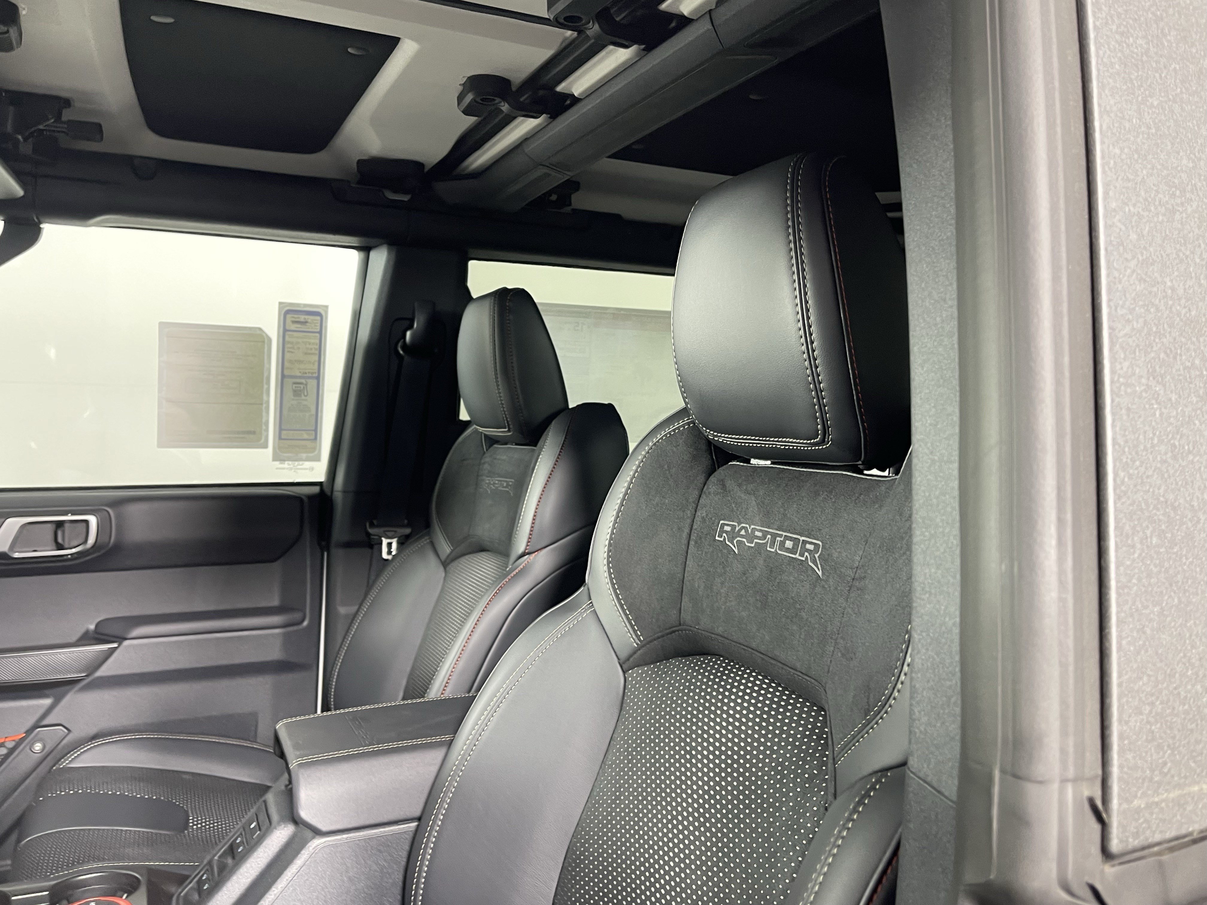 New 2026 Ford Bronco Raptor w/ Interior Carbon Fiber Pack AWD/4WD image 17