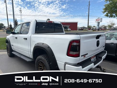 Used 2023 RAM 1500 Laramie AWD/4WD image 3