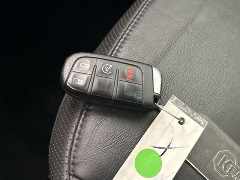 Used 2020 Jeep Renegade Altitude image 19