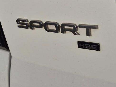 Used 2020 Land Rover Range Rover Sport HSE image 10