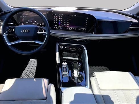 Used 2025 Audi Q5 Prestige AWD/4WD image 16