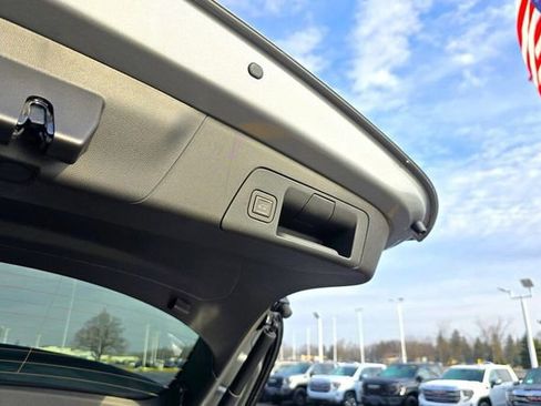 New 2026 Buick Envision Sport Touring image 27