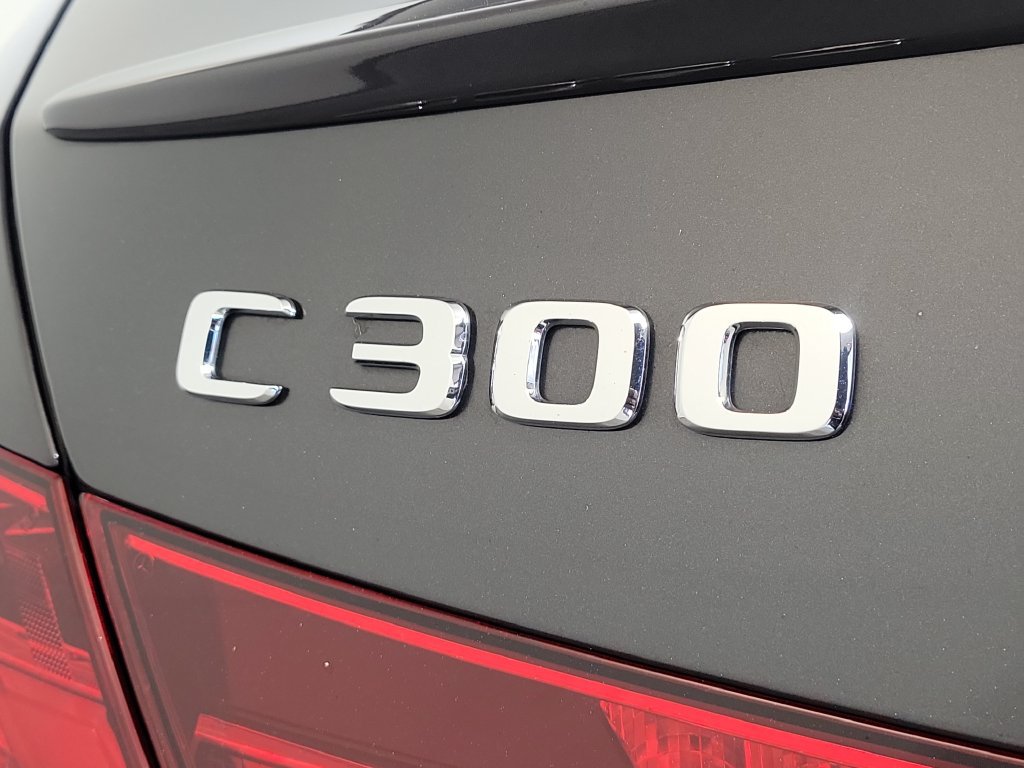 Used 2022 Mercedes-Benz C 300 Sedan image 8