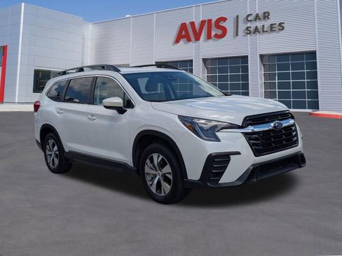 Used 2025 Subaru Ascent Premium AWD/4WD image 3