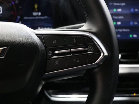 Used 2025 Chevrolet Equinox LT w/ Safety and Technology Package FWD image 21