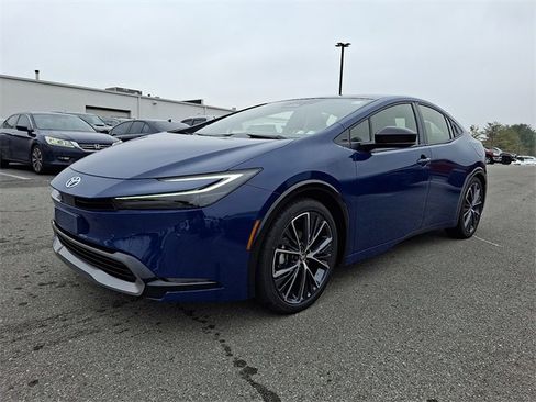 New 2026 Toyota Prius XLE image 2