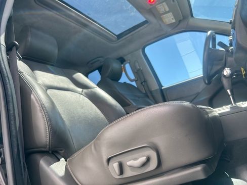 Used 2019 Nissan Frontier SL image 26