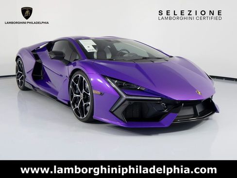 Used 2024 Lamborghini Revuelto AWD/4WD image 3