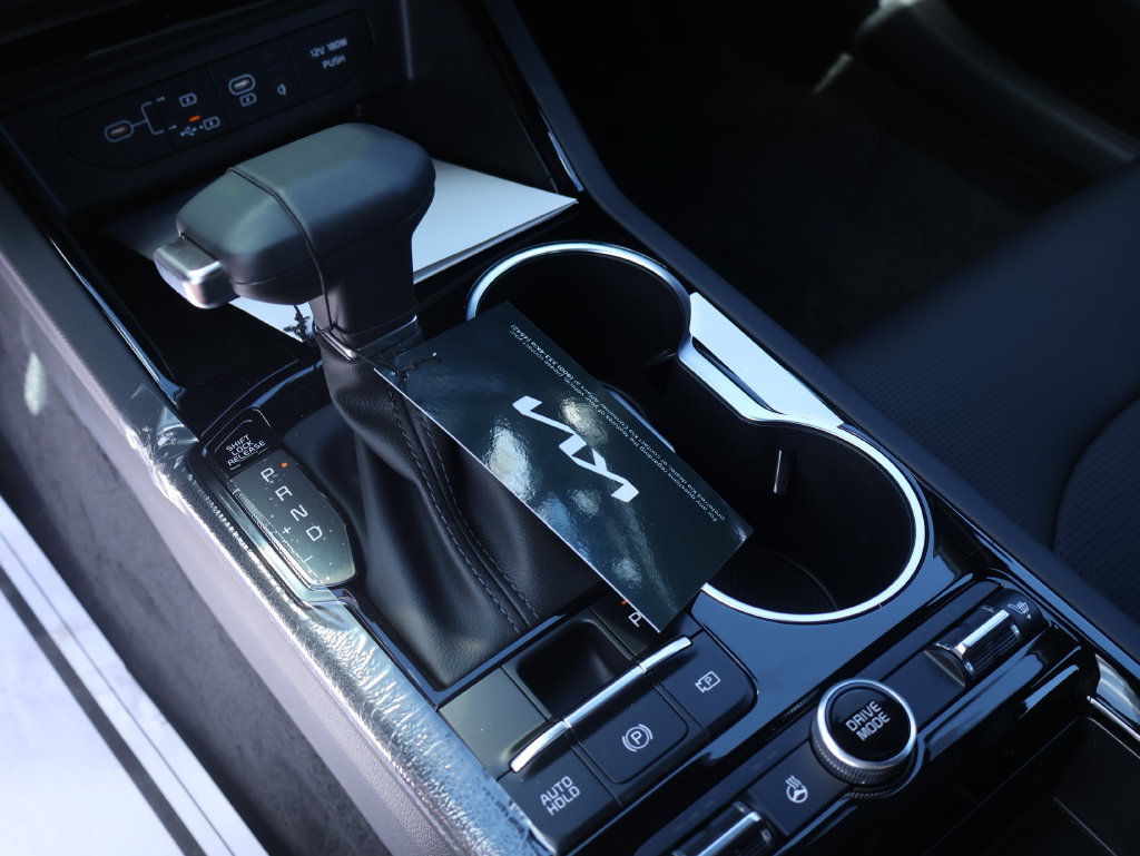 New 2026 Kia K5 GT-Line AWD/4WD image 34